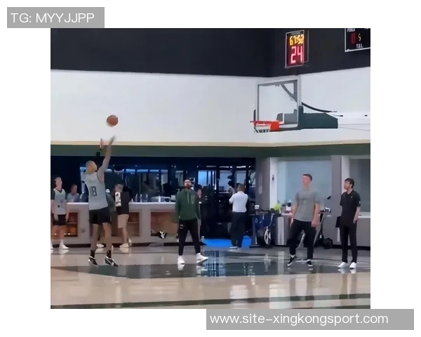 明天雄鹿对阵尼克斯库兹马和科尔安东尼出战存疑引关注