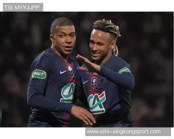 巴黎FC老板透露坎特加盟进展曾接近但目前不宜再谈 巴黎FC老板透露坎特加盟进展曾接近但目前不宜再谈