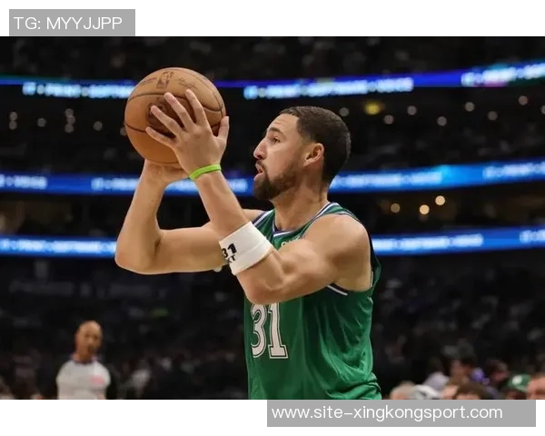 克莱展望未来期待恢复健康的那一天重返赛场的信心满满 克莱展望未来期待恢复健康的那一天重返赛场的信心满满