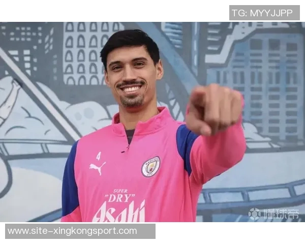 赖因德斯回忆父亲严格管教与兹沃勒踢球打工的艰辛岁月