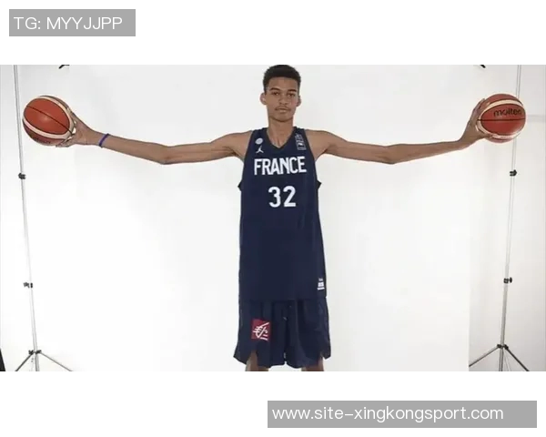 文班生涯前150场总得分超越KD助攻领先约基奇盖帽压制大梦三分球超越库里