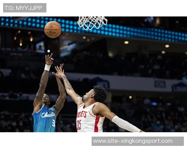 空间型中锋沃尔夫表现出色27号秀8投5中三分球4投3中贡献13分4篮板4助攻 空间型中锋沃尔夫表现出色27号秀8投5中三分球4投3中贡献13分4篮板4助攻